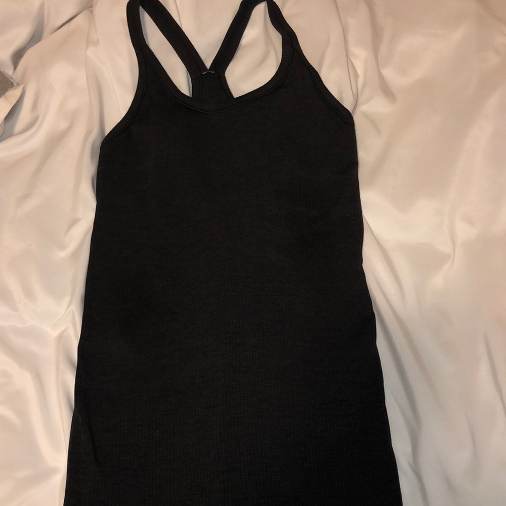 Lulu workout top